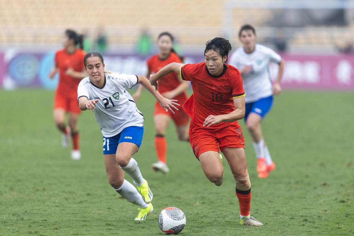 勇敢女子:女足比赛展现雄心壮志的简单介绍 勇敢女子:女足比赛展现雄心壮志的简单介绍