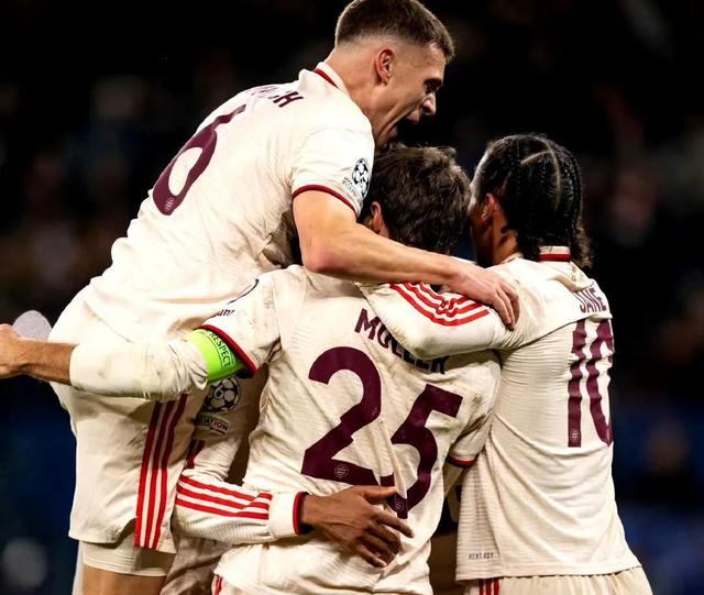 爱游戏官网-战术新招式引领球队逆转胜局(战术新招式引领球队逆转胜局是什么)