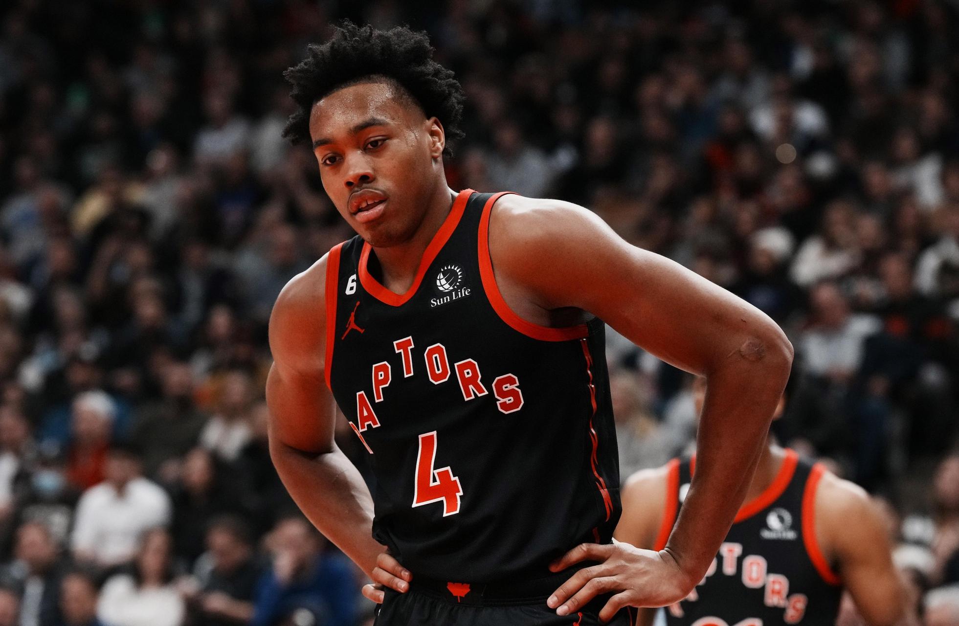 爱游戏app下载-猛龙前锋领衔球队大胜，队内实力渐显