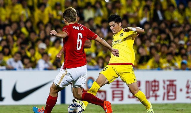 关于鹿岛鹿角全力冲击冠军,关键球员备战状态受关注的信息 关于鹿岛鹿角全力冲击冠军,关键球员备战状态受关注的信息