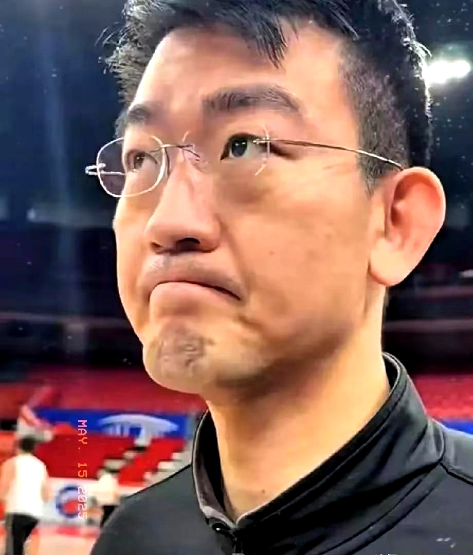 爱游戏在线登录-包含浙江队在CBA季后赛中打出弹幕刷屏，被誉为教练席炸锅的词条