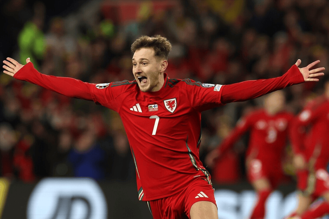 包含意大利以一球小胜威尔士,小组第一席位坚定的词条 包含意大利以一球小胜威尔士,小组第一席位坚定的词条