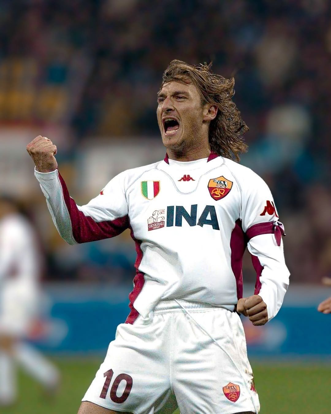 罗马队在比赛中展现顽强意志,取得胜利晋级 罗马队在比赛中展现顽强意志,取得胜利晋级