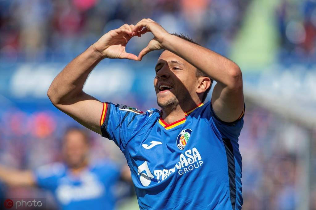 柏林赫塔逆转多特蒙德,赢得关键胜利 柏林赫塔逆转多特蒙德,赢得关键胜利