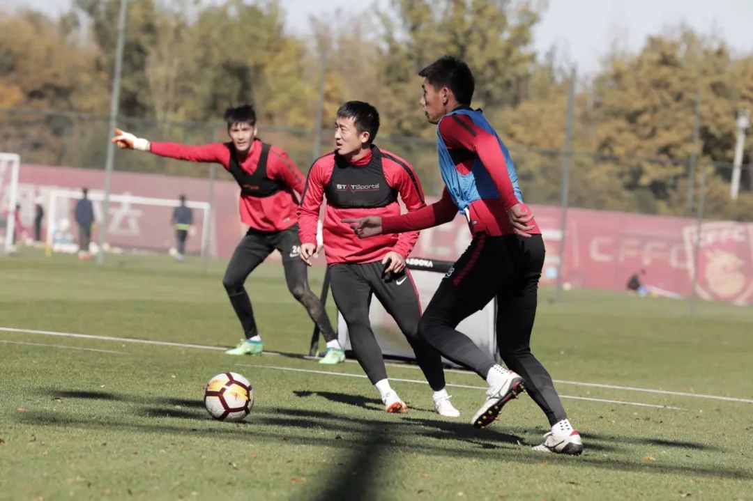 青年队重组阵容,备战全国比赛积极备战的简单介绍 青年队重组阵容,备战全国比赛积极备战的简单介绍