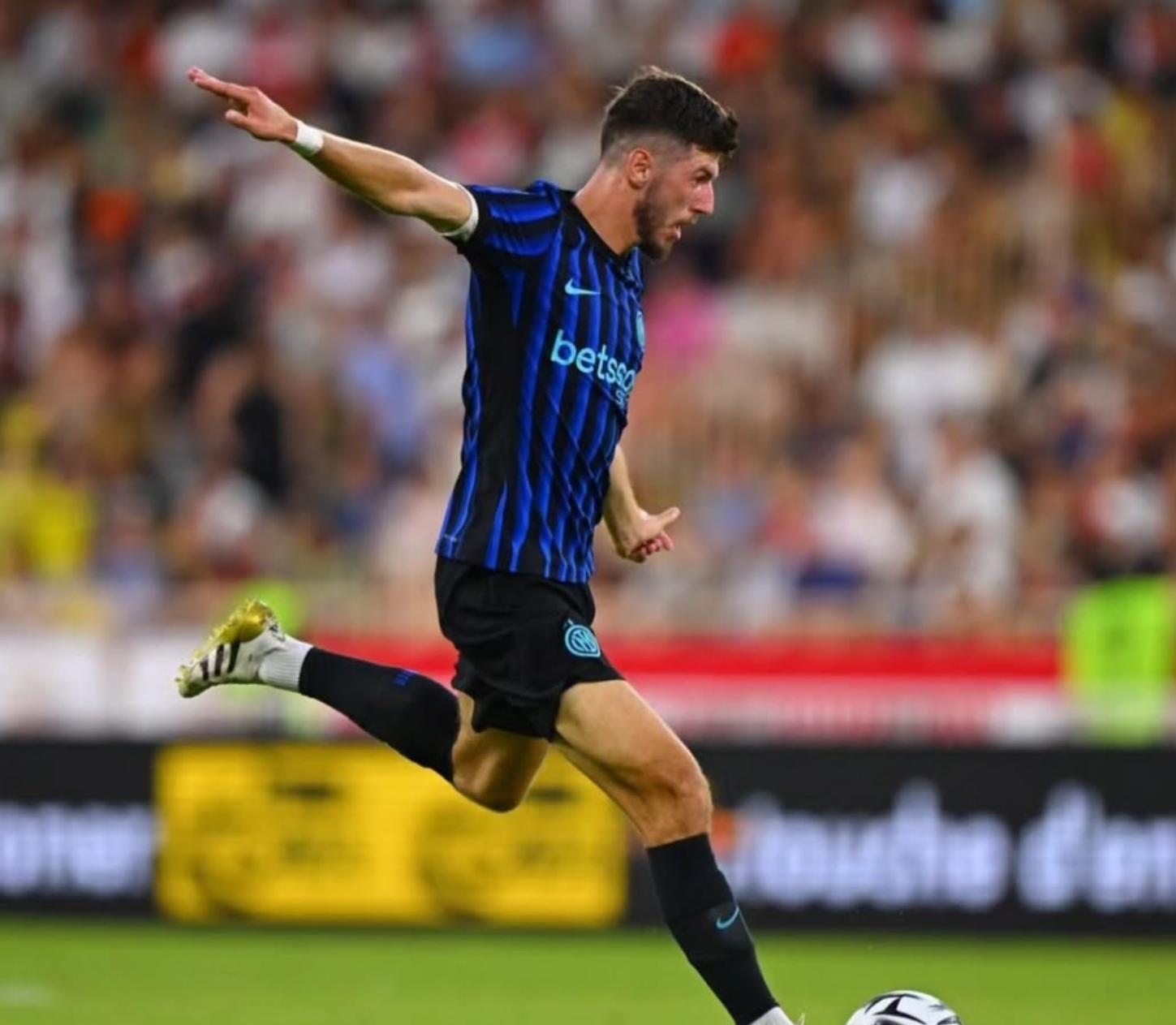 爱游戏官网-摩纳哥阵容大调整，新援表现出色帮助球队获胜