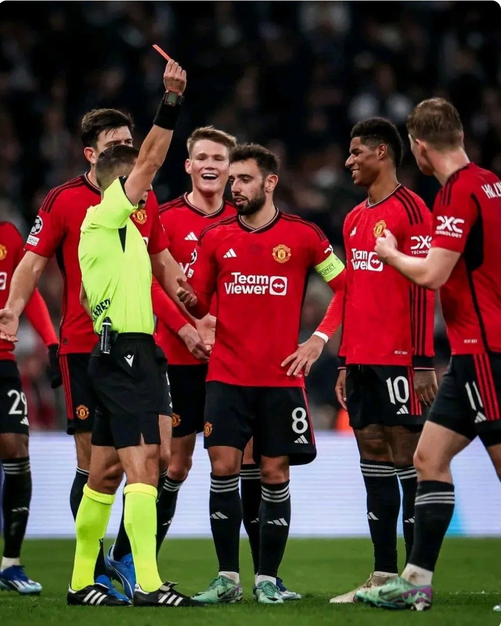 爱游戏体育地址-汉诺威客场暴力反超，逆转比赛获胜