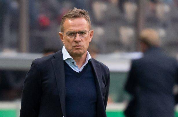 里昂队主帅遭批评，法国足球联赛漩涡中的简单介绍