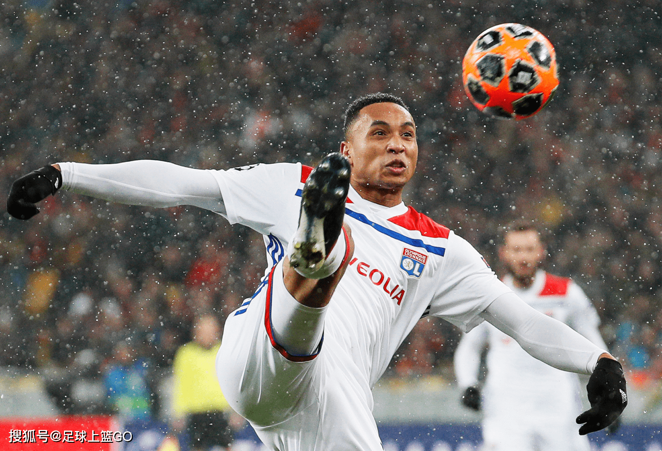 里昂队主帅遭批评,法国足球联赛漩涡中的简单介绍 里昂队主帅遭批评,法国足球联赛漩涡中的简单介绍