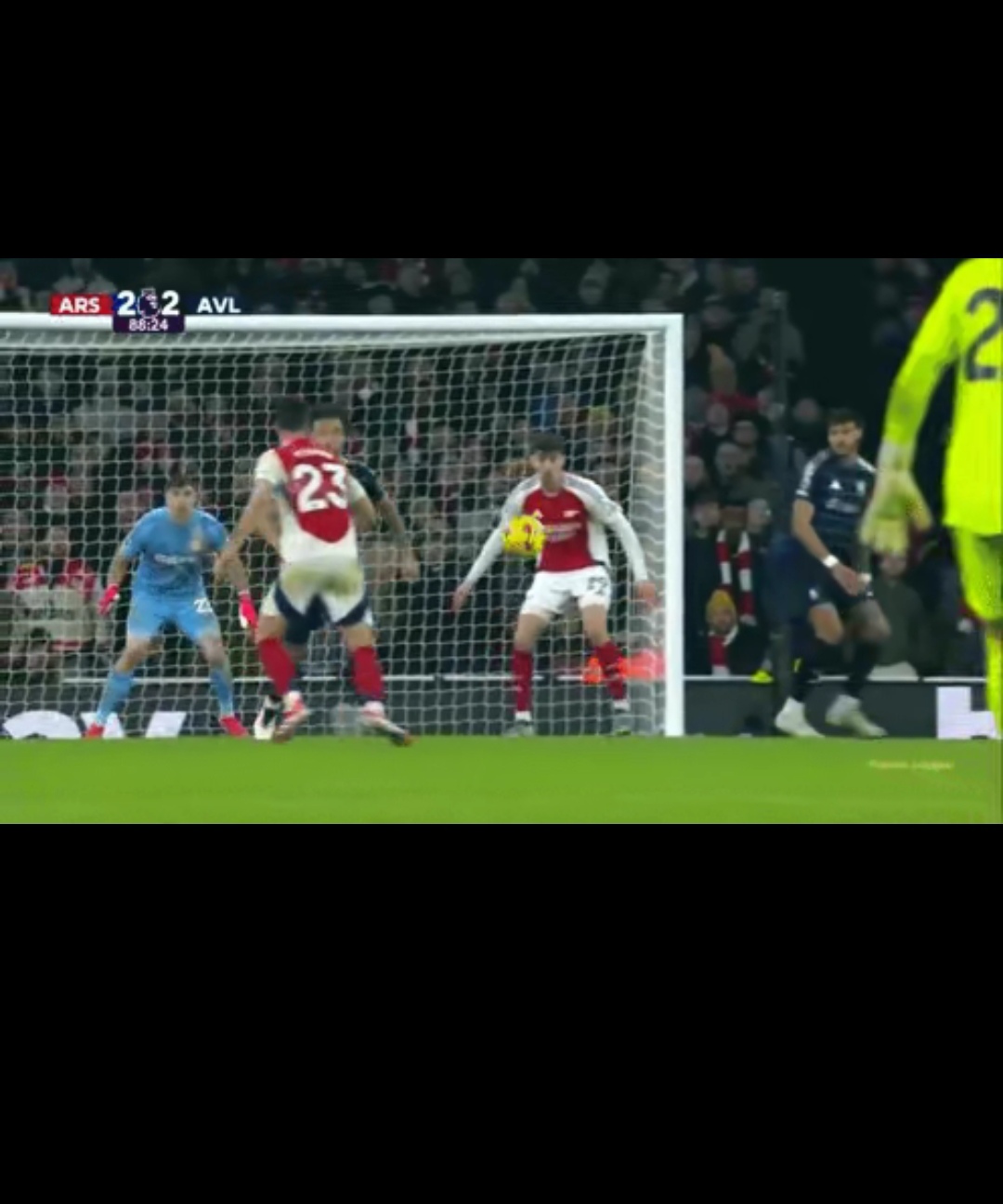 爱游戏体育平台-塞维利亚前锋连场破门，成为焦点