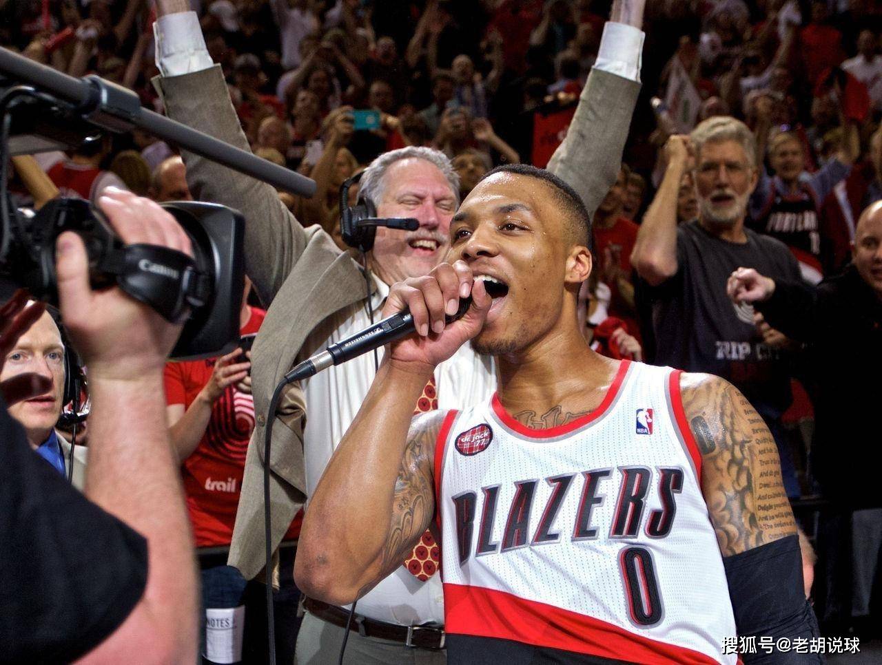 胜负五五分，球迷为开拓者幸福