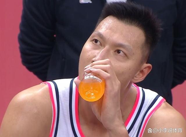 广西队探索战术新契机,赢得掌声的简单介绍 广西队探索战术新契机,赢得掌声的简单介绍