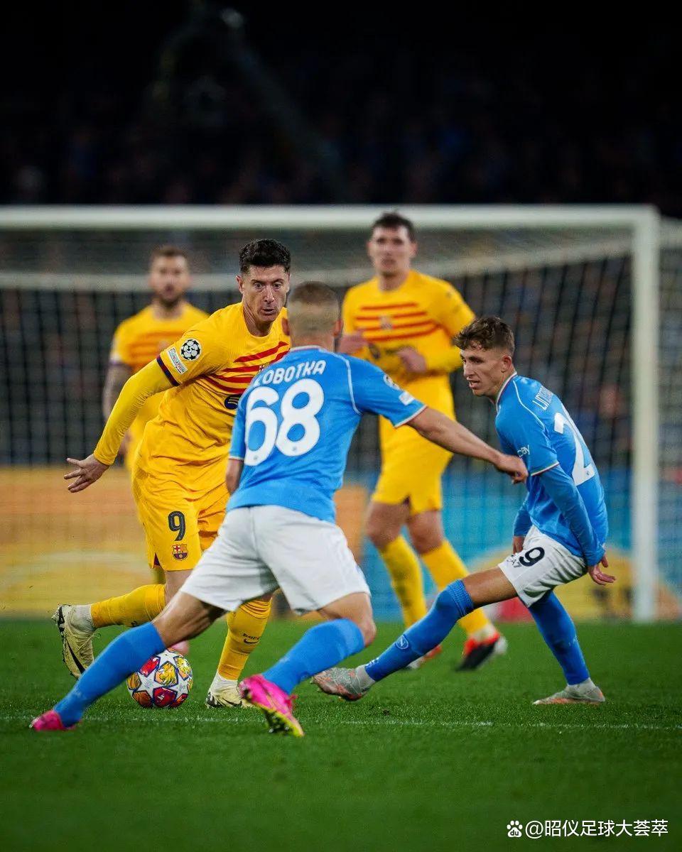 爱游戏体育地址-那不勒斯客场战平，保持不败纪录！